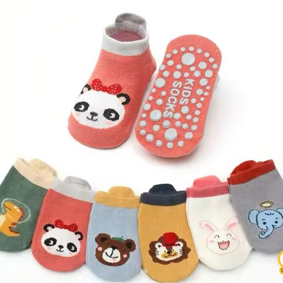 New 5 pair non slip floor socks age 3-5 - Picture 2 of 6